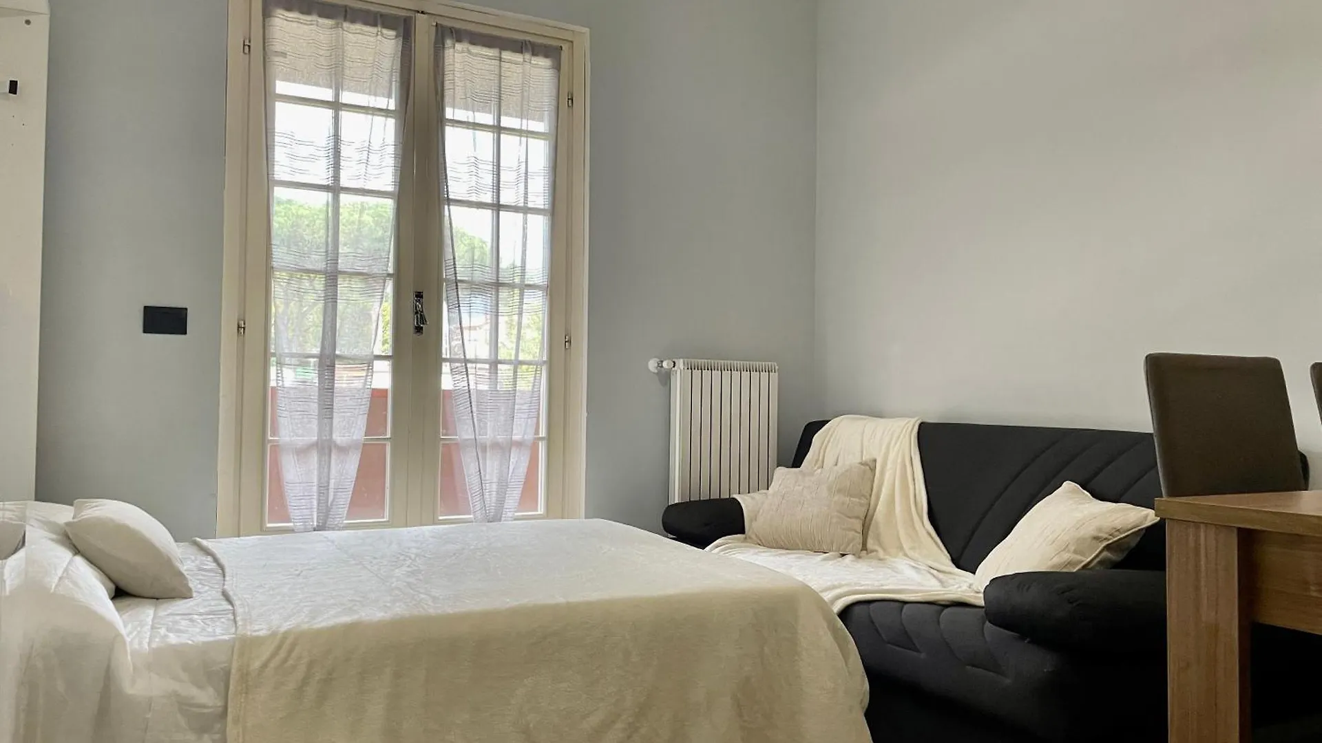 Il Gabbiano Bilocale Con Piscina, Garage E A/C. Apartment Loano