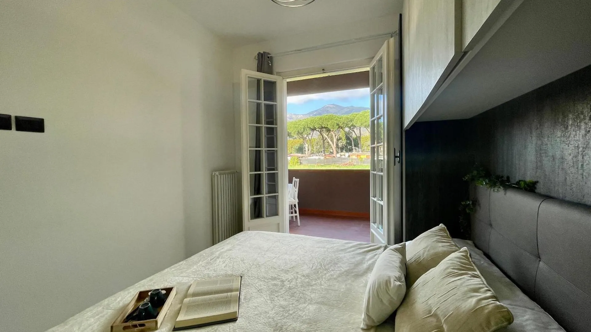 Il Gabbiano Bilocale Con Piscina, Garage E A/C. Apartment Loano