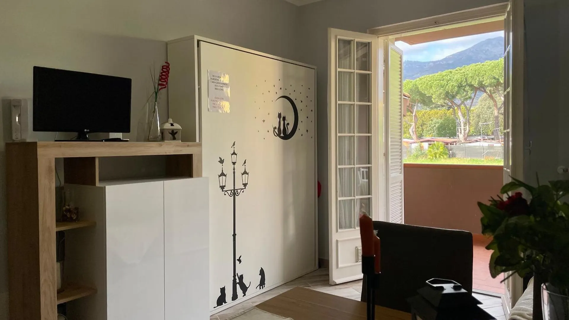Il Gabbiano Bilocale Con Piscina, Garage E A/C. Apartment Loano