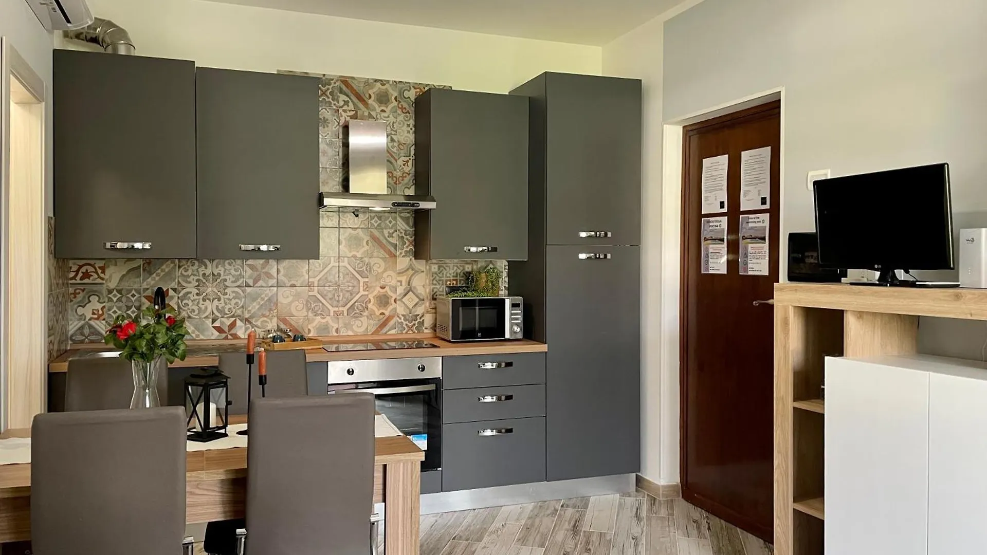 Il Gabbiano Bilocale Con Piscina, Garage E A/C. Apartment Loano